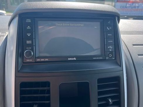 Used 2008 Dodge Grand Caravan SXT w/ Entertainment Group 2 FWD image 45