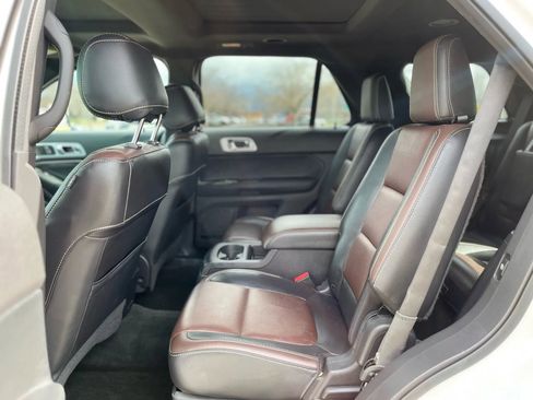 Used 2015 Ford Explorer Sport w/ Equipment Group 401A AWD/4WD image 19