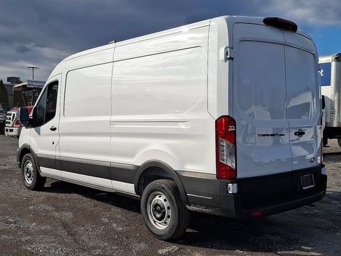New 2026 Ford Transit 250 148 Medium Roof RWD image 4