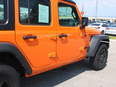 Used 2025 Jeep Wrangler Unlimited Sport AWD/4WD image 43