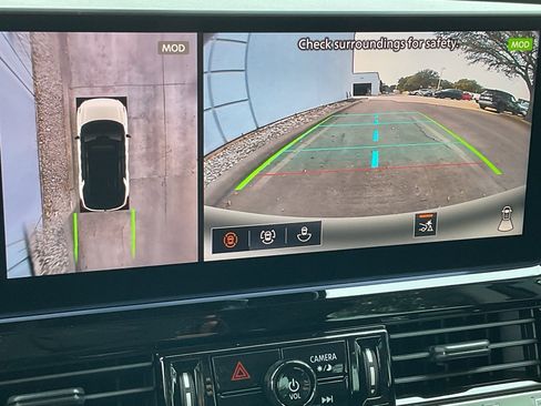 New 2026 Nissan Pathfinder SL image 34