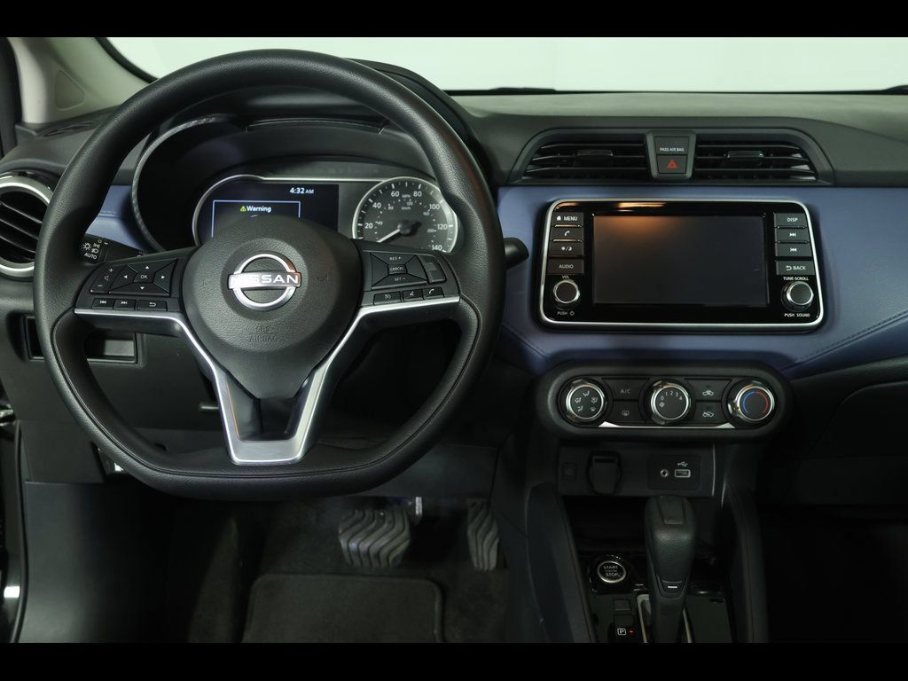 Used 2025 Nissan Versa SV FWD image 14