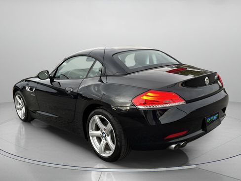 Used 2015 BMW Z4 sDrive28i image 4