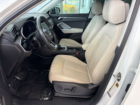 Used 2021 Audi Q3 2.0T Premium Plus w/ Premium Plus Package AWD/4WD image 5