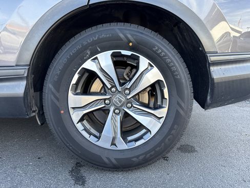 Used 2019 Honda CR-V LX image 3