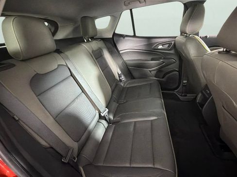 Used 2024 Chevrolet Trax ACTIV w/ Sunroof Package FWD image 29
