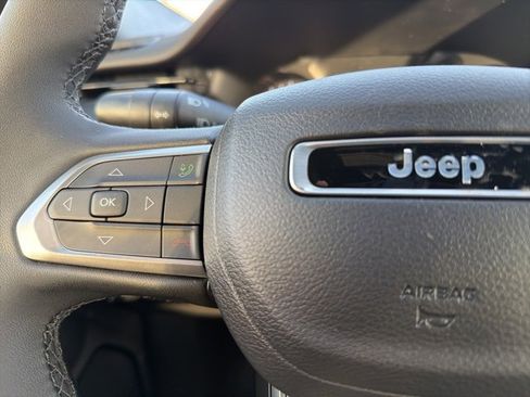 New 2026 Jeep Compass Limited image 18