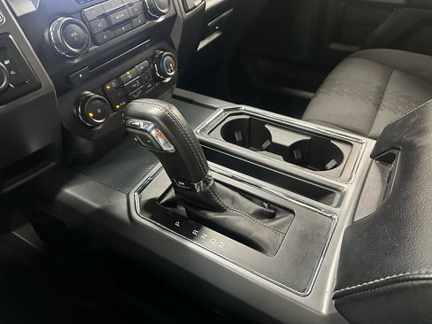 Used 2018 Ford F150 XLT w/ Equipment Group 302A Luxury image 33