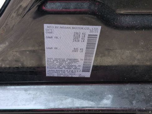 Used 2025 Nissan Altima 2.5 SV FWD image 9