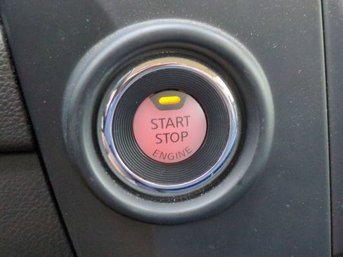 Used 2023 Nissan Titan SV w/ Accessory Utility Package image 26