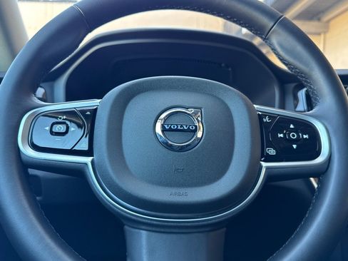 Certified 2025 Volvo V60 B5 Cross Country Plus AWD/4WD image 27