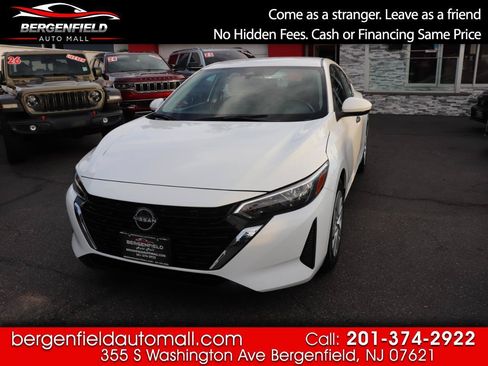 Used 2024 Nissan Sentra S FWD image 1