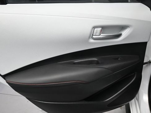 Used 2024 Toyota Corolla SE w/ SE Premium Package image 11