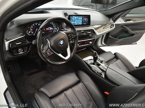 Used 2018 BMW 530e RWD image 14