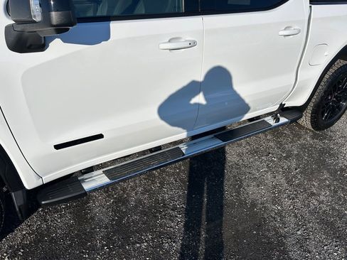 Used 2025 GMC Sierra 1500 Elevation w/ Elevation Premium Package image 9