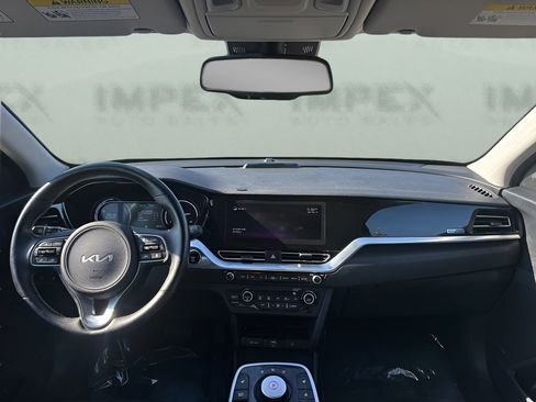 Used 2022 Kia Niro EX w/ Cold Weather Package image 12