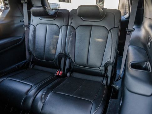 Used 2024 Jeep Grand Cherokee L Limited w/ Luxury Tech Group II image 22