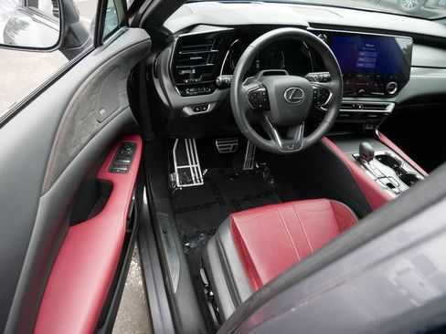 Used 2023 Lexus RX 500h F Sport w/ Accessory Package (2T) AWD/4WD image 11