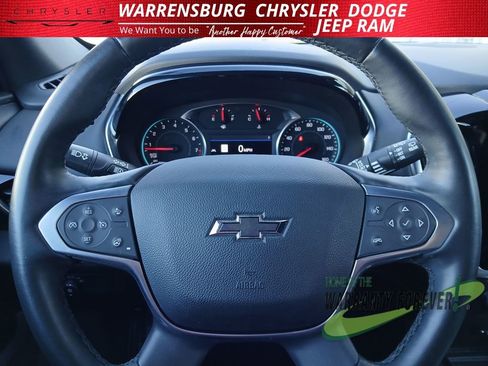 Used 2024 Chevrolet Traverse RS image 22