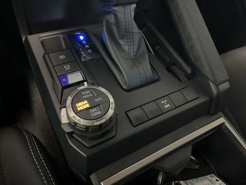 New 2026 Toyota Tacoma TRD Off-Road AWD/4WD image 15