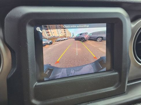 Used 2020 Jeep Gladiator Sport w/ Quick Order Package 24S image 33