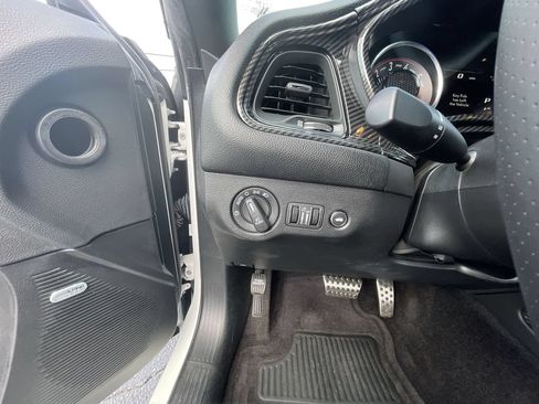 Used 2019 Dodge Challenger R/T Scat Pack RWD image 18