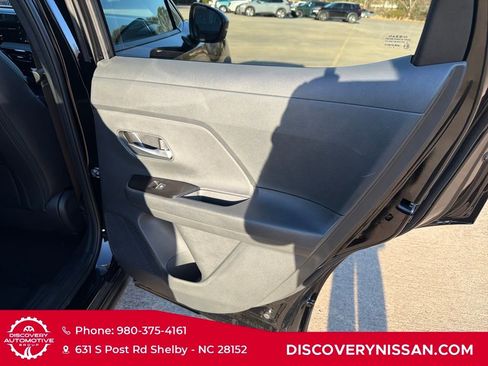 New 2026 Nissan Kicks SR w/ SR Premium Package FWD image 39