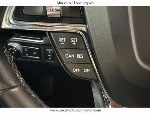 Used 2019 Lincoln Navigator Select AWD/4WD image 52