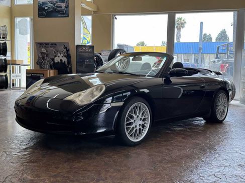 Used 2003 Porsche 911 Carrera 4 AWD/4WD image 4