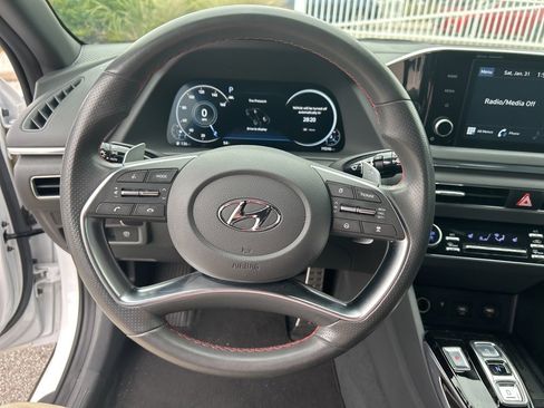 Used 2021 Hyundai Sonata SEL Plus image 16