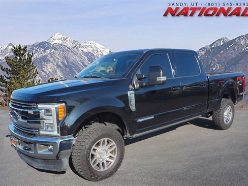Used 2019 Ford F250 Lariat w/ Lariat Ultimate Package image 1