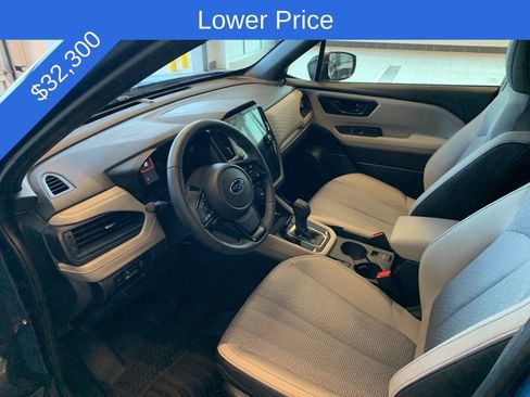 Certified 2025 Subaru Forester Premium image 3