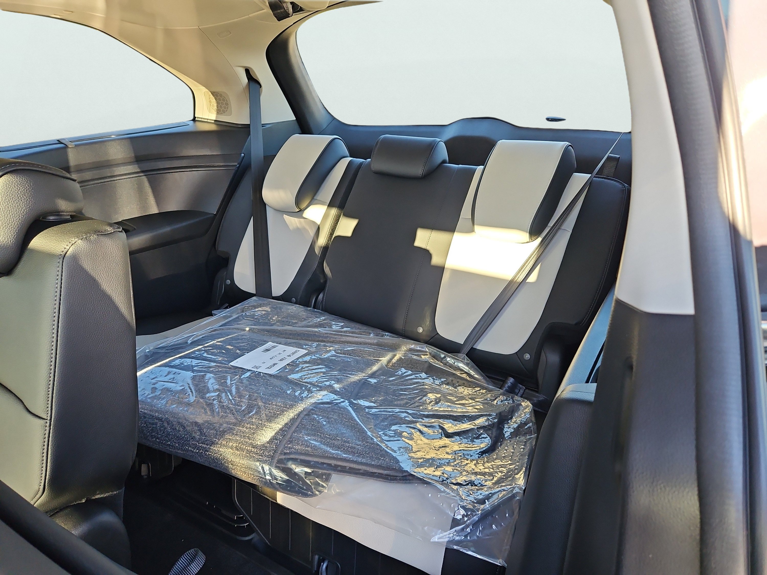 New 2027 Honda Odyssey Elite image 23