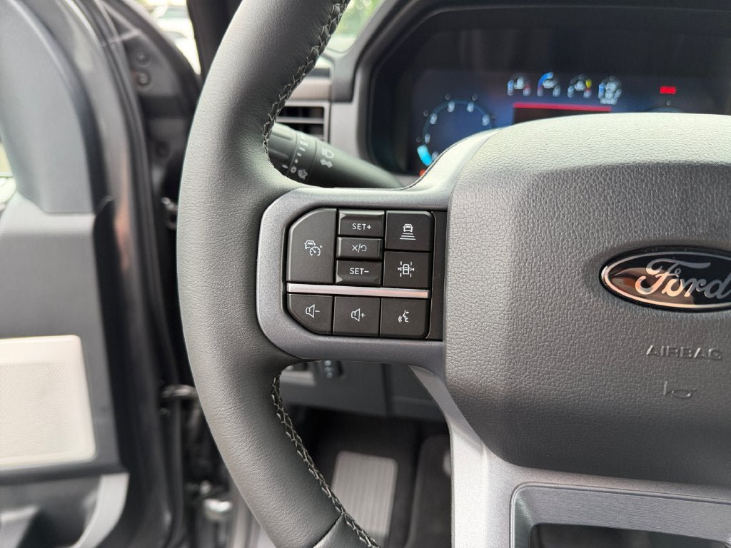 Used 2026 Ford F150 Lariat w/ Equipment Group 502A High AWD/4WD image 15