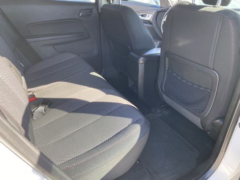 Used 2017 Chevrolet Equinox LT FWD image 15