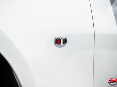 Used 2019 Chevrolet Camaro SS RWD image 32