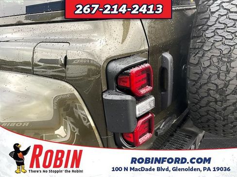 Used 2023 Ford Bronco Badlands w/ Sasquatch Package AWD/4WD image 23