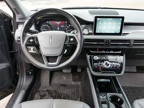 Used 2022 Lincoln Corsair AWD w/ Premium Package image 22