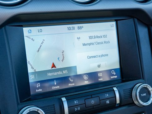 Used 2019 Ford Mustang GT Premium w/ Equipment Group 401A RWD image 17