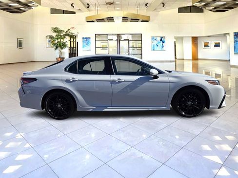 Used 2023 Toyota Camry XSE image 8