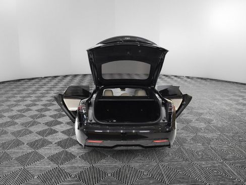 Used 2023 Tesla Model S image 10