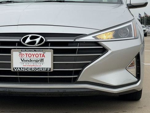 Used 2020 Hyundai Elantra SEL FWD image 8