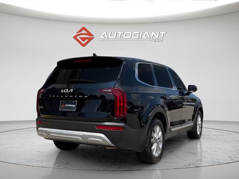 Used 2022 Kia Telluride LX AWD/4WD image 11