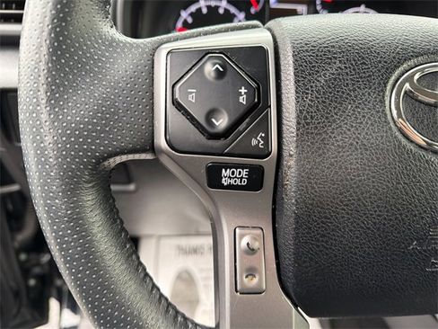 Used 2021 Toyota 4Runner SR5 Premium image 18