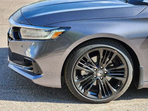 Used 2022 Honda Accord Touring image 10