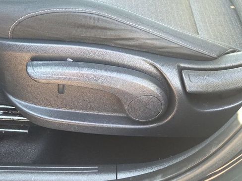 Used 2020 Kia Soul S FWD image 22