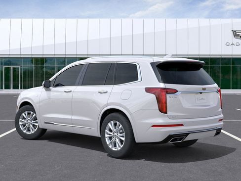 Used 2025 Cadillac XT6 Luxury w/ LPO, Floor Liner Package image 4