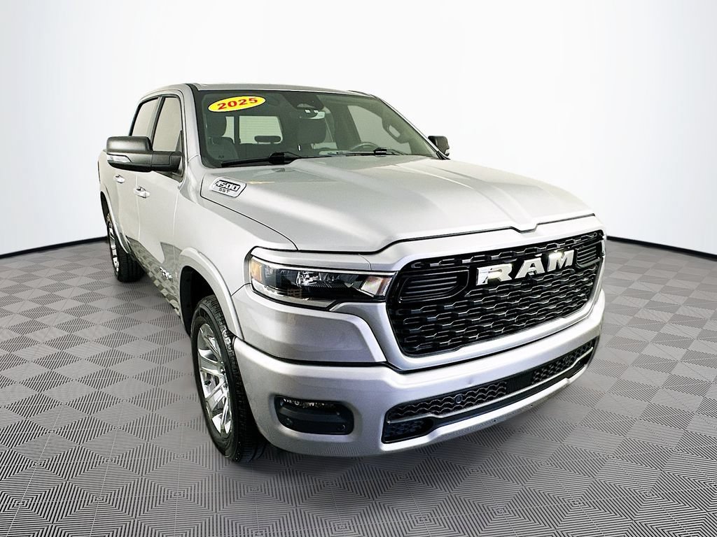 Used 2025 RAM 1500 Big Horn AWD/4WD image 2