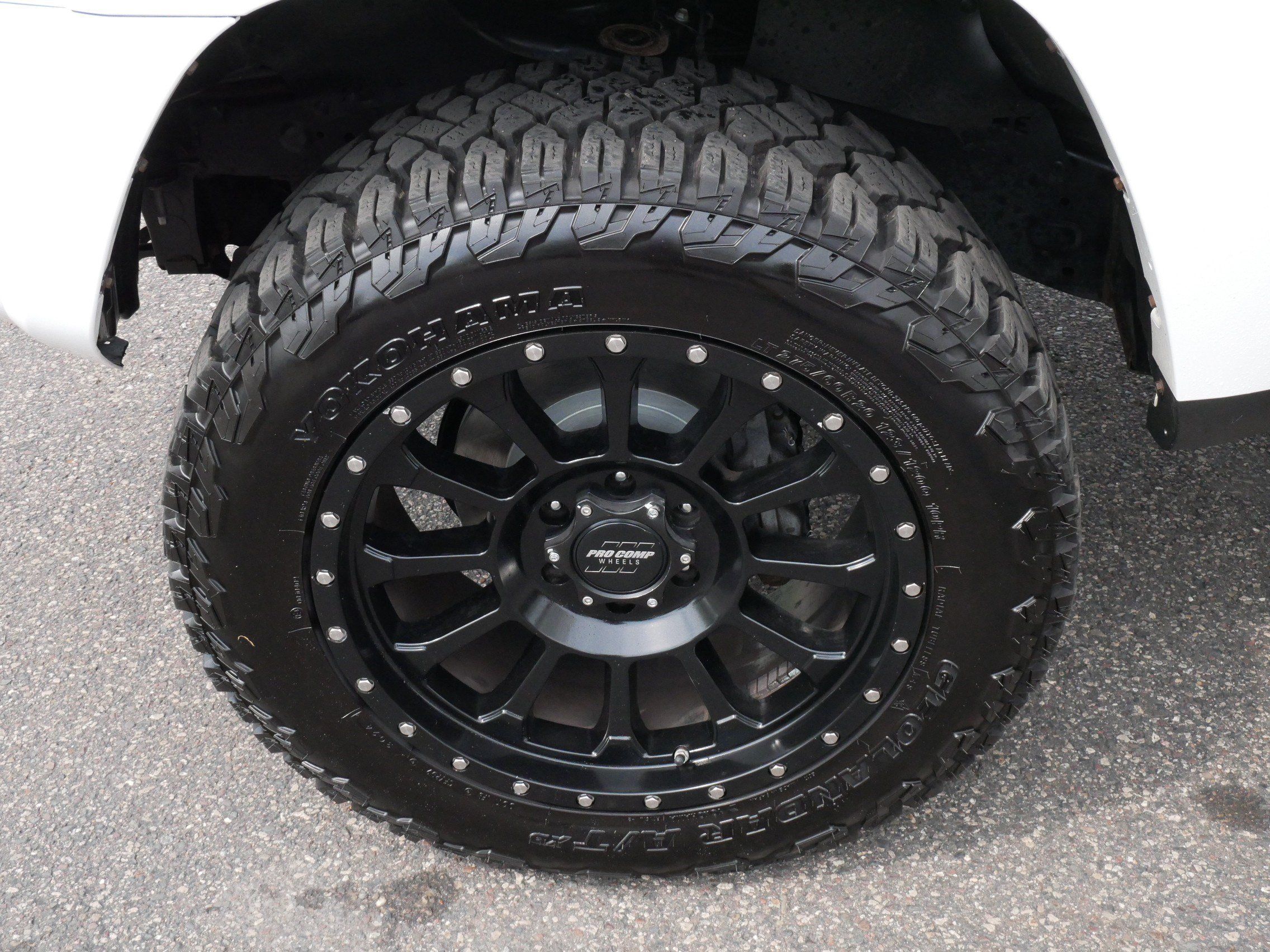 Used 2019 Toyota 4Runner TRD Off-Road Premium AWD/4WD image 15