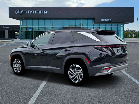 New 2026 Hyundai Tucson Limited FWD image 4